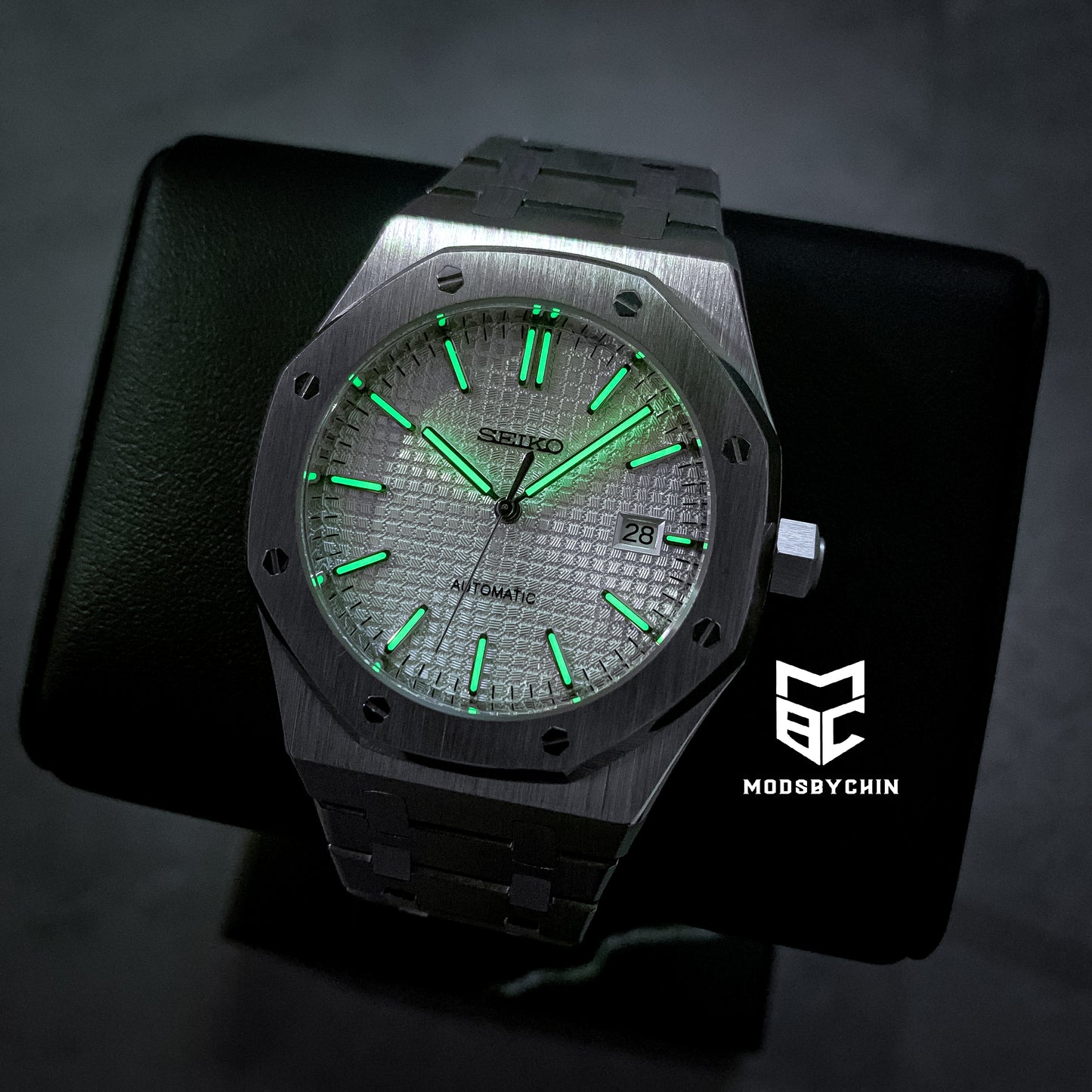 Royal Oak White