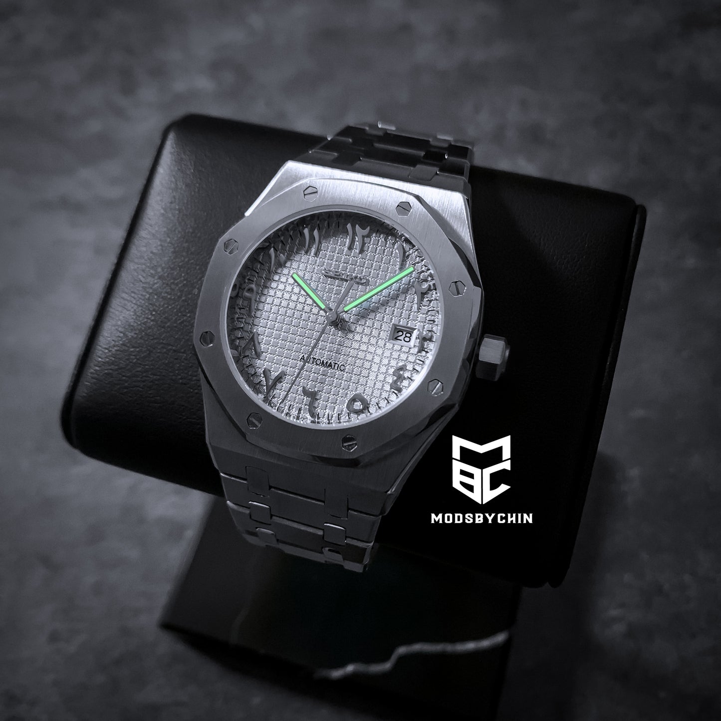 Royal Oak White (Arabic)