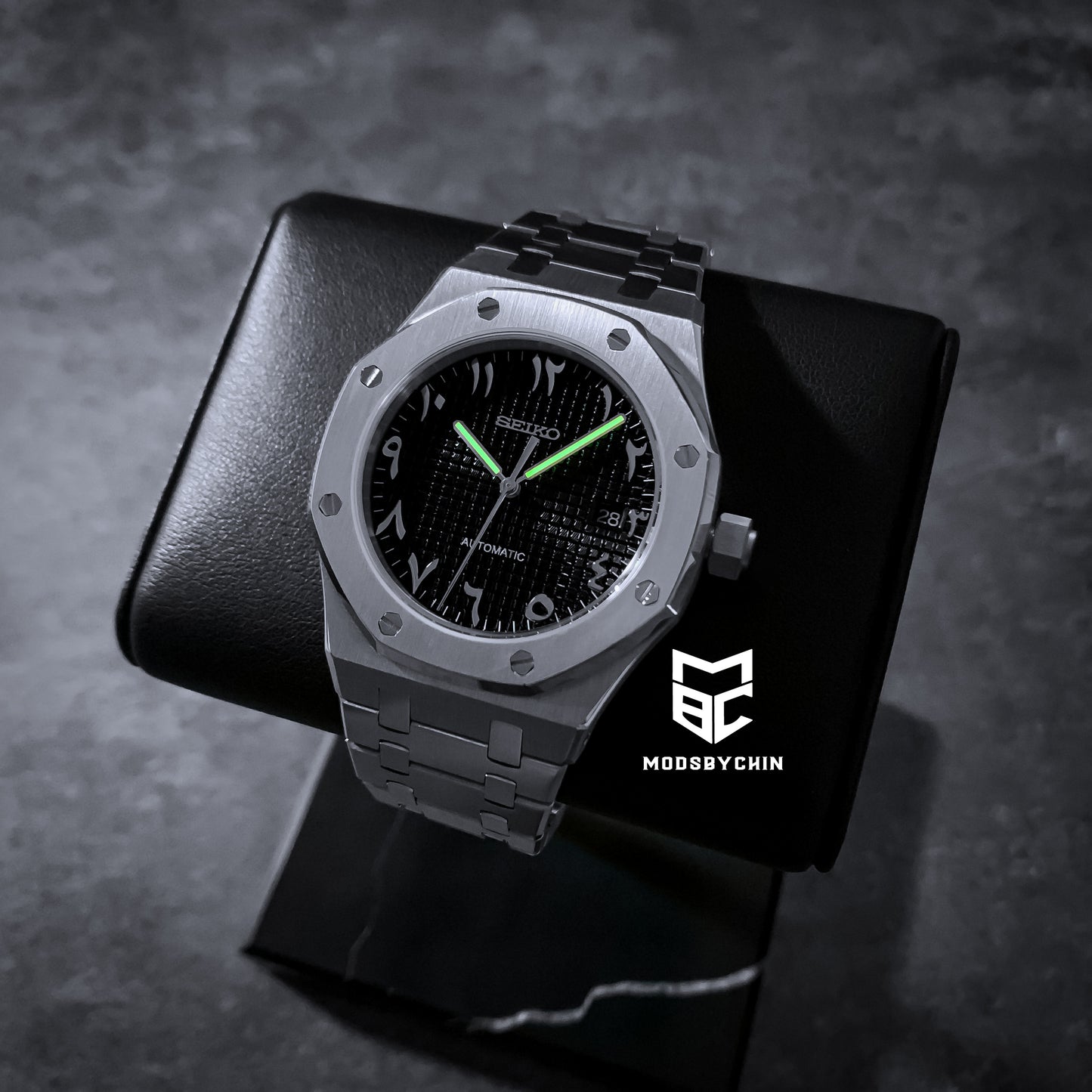 Royal Oak Black (Arabic)