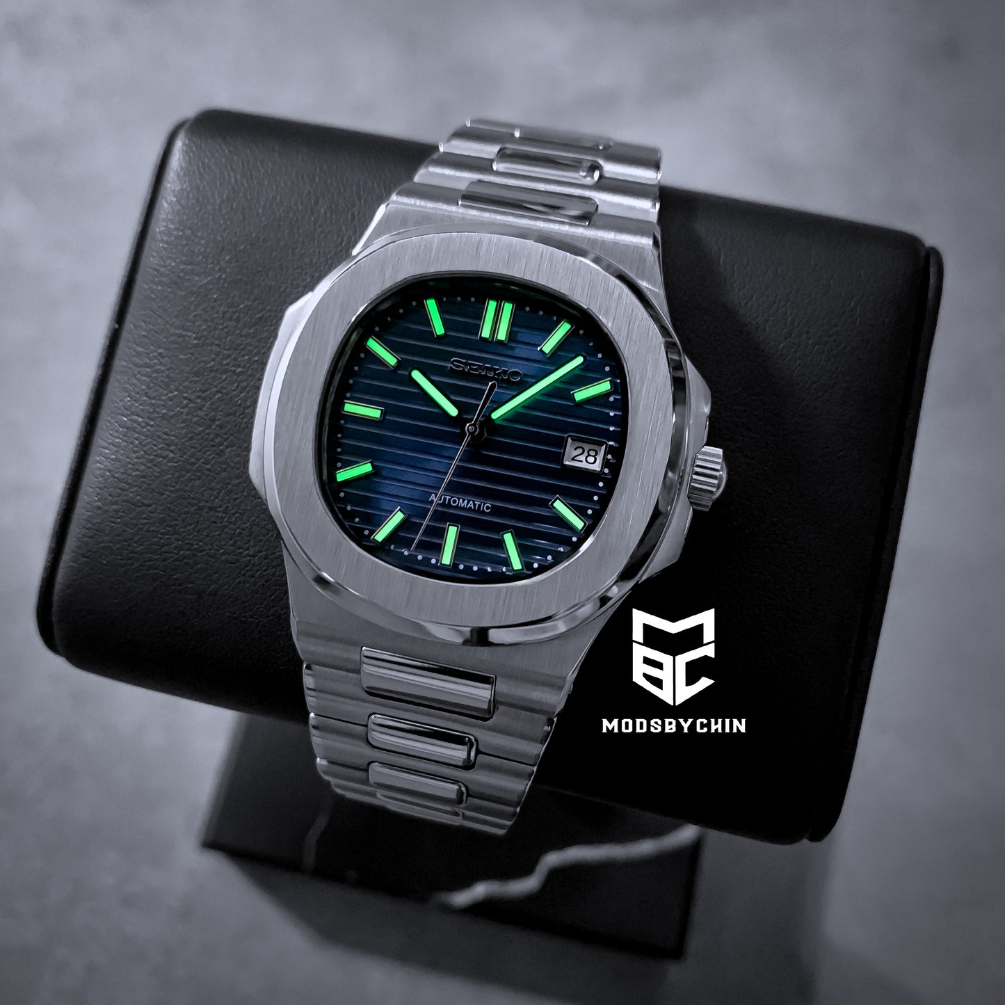 Nautilus Navy Blue