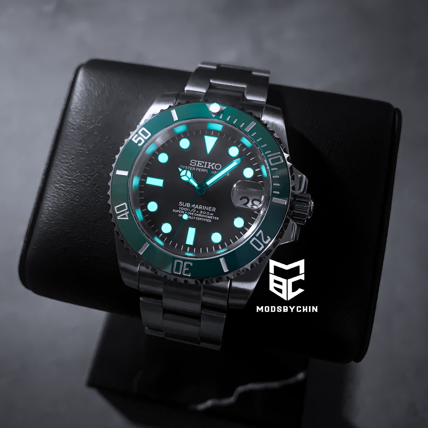 Submariner Starbucks
