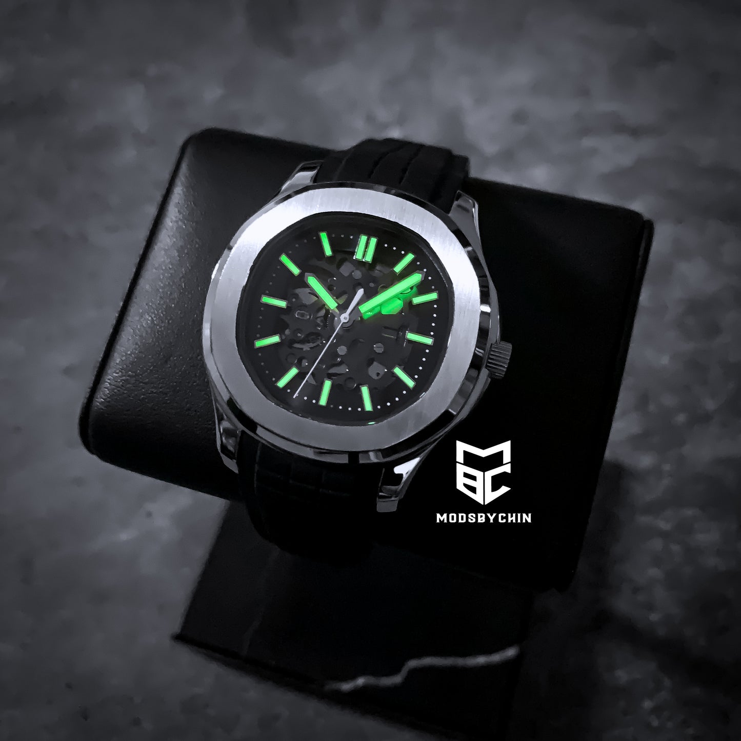 Aquanaut Skeleton Black