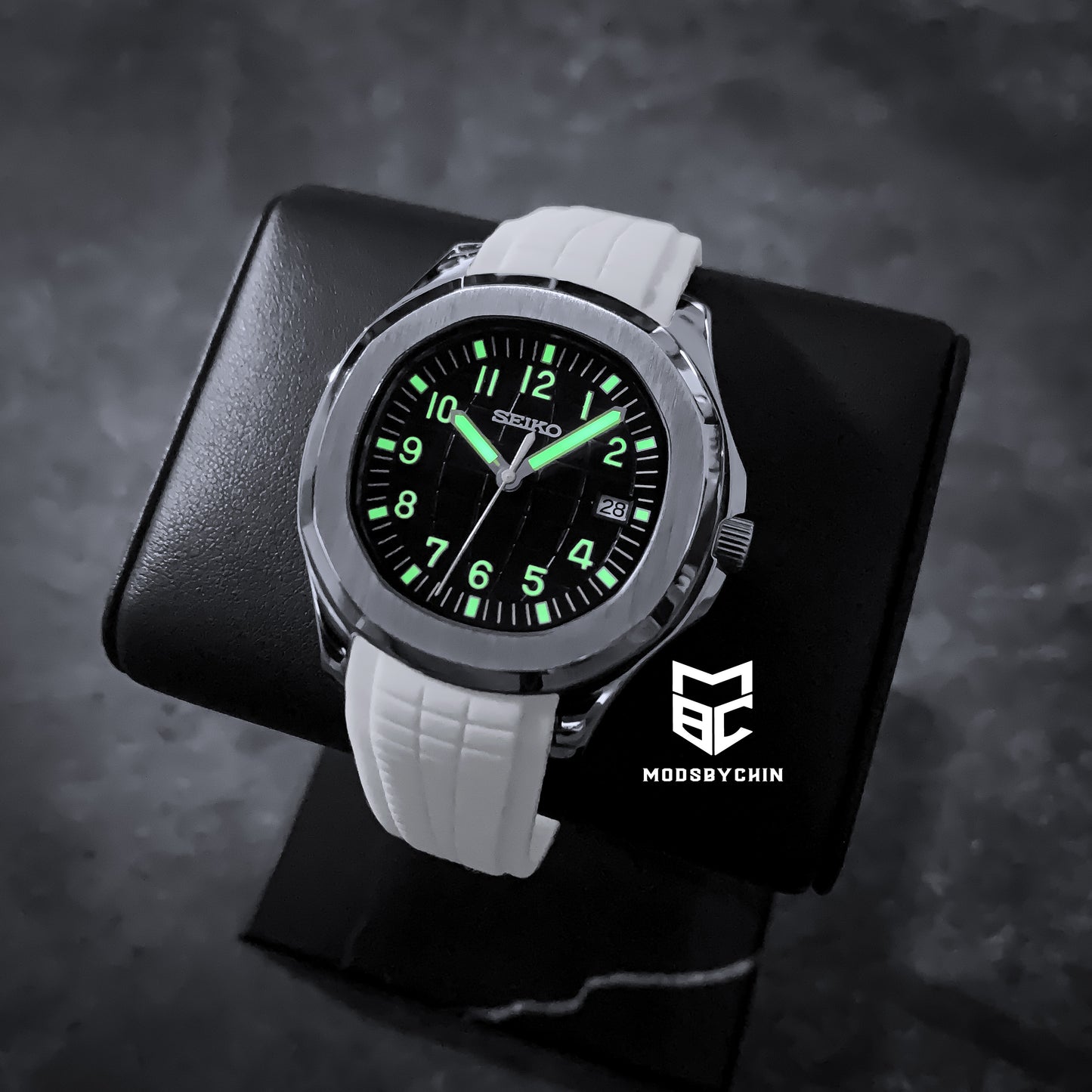 Aquanaut White
