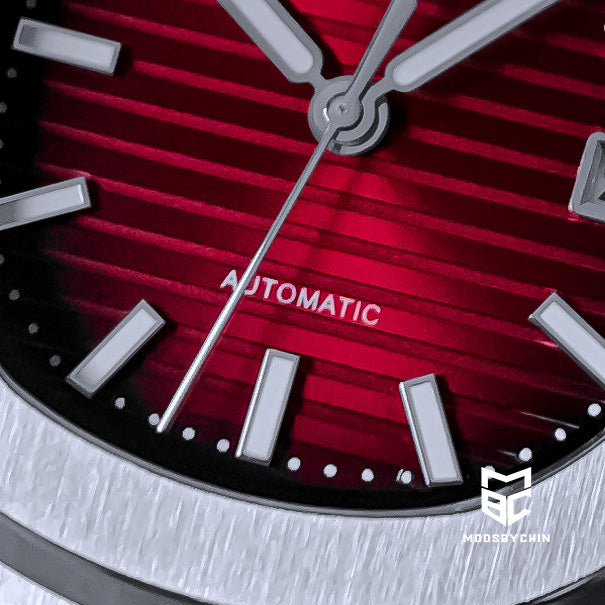 Nautilus Faded Red Black