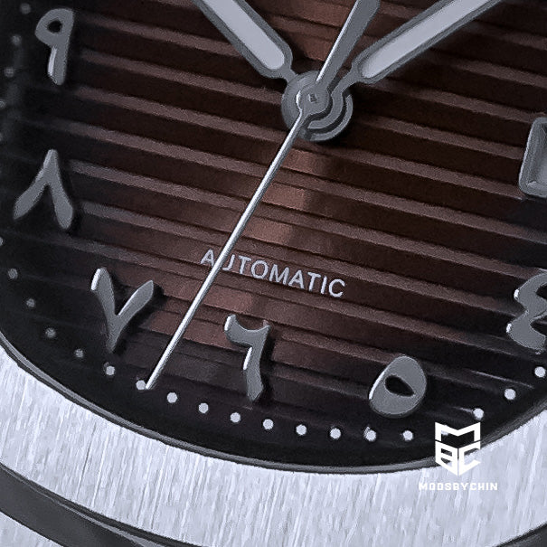 Nautilus Faded Brown black (Arabic)