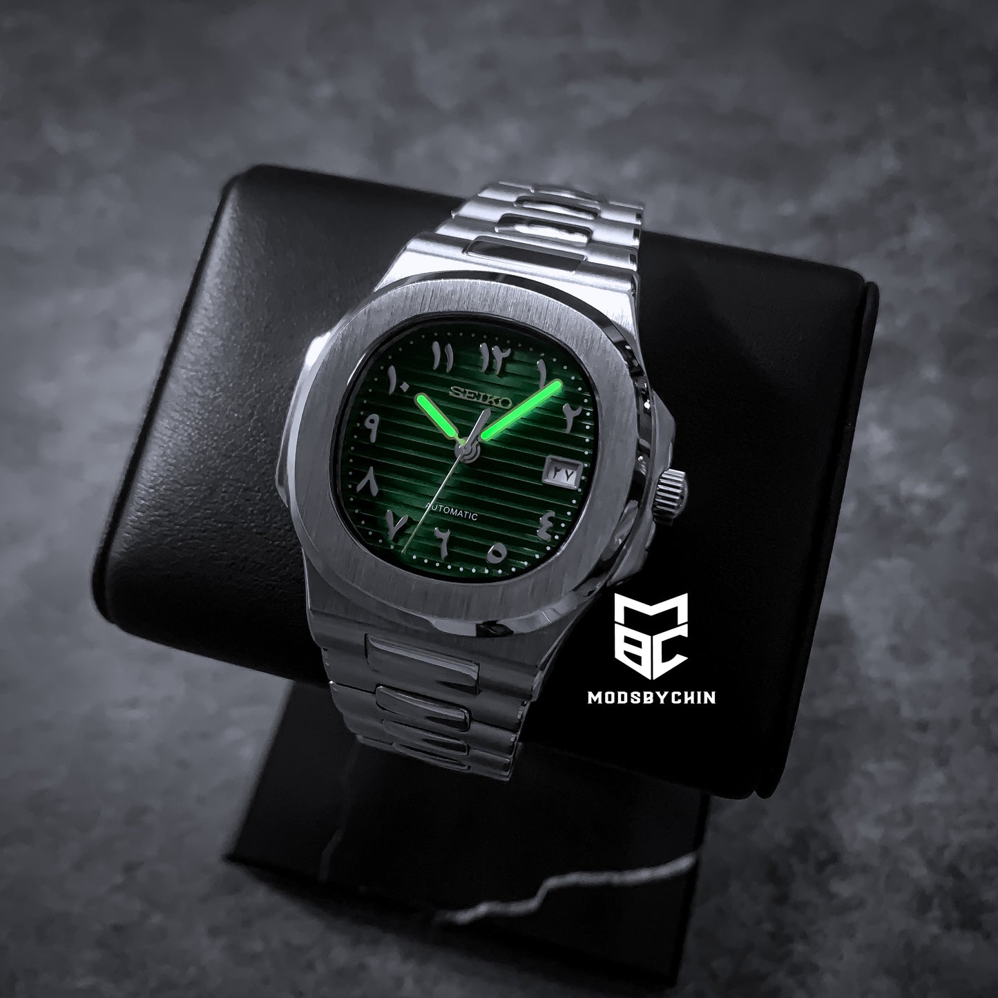 Nautilus Olive Green (Arabic)