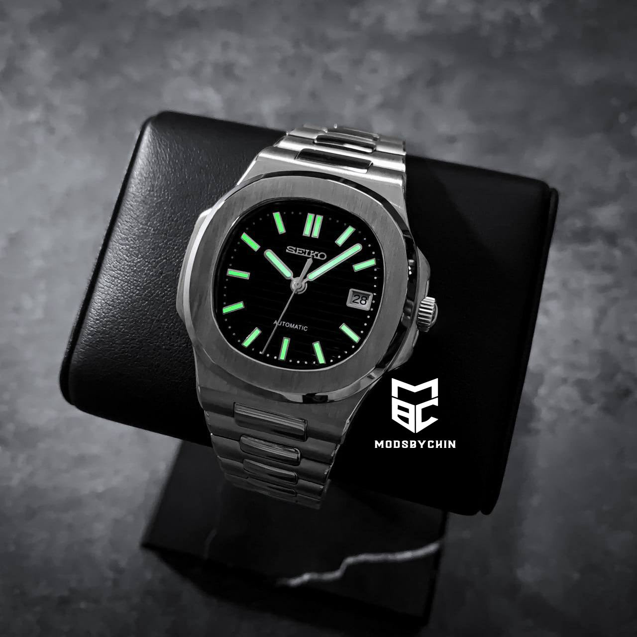 Nautilus Black