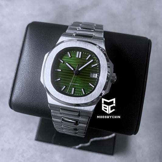 Nautilus Olive Green