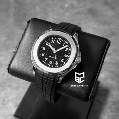 Aquanaut Black